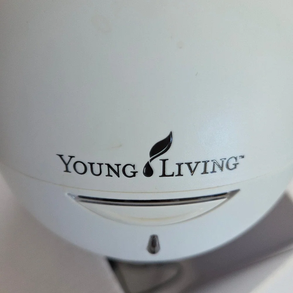 Young Living Home Diffuser Essential Oil Ultrasonic Mist Humidifier White Purple